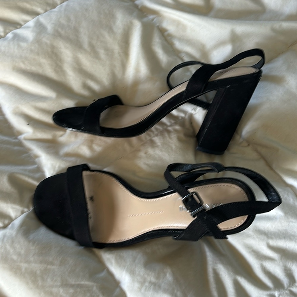 Gianni vino size 8 m black straps wedge